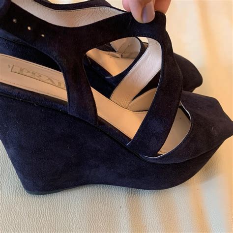 prada schoenen suede|suede Prada wedges.